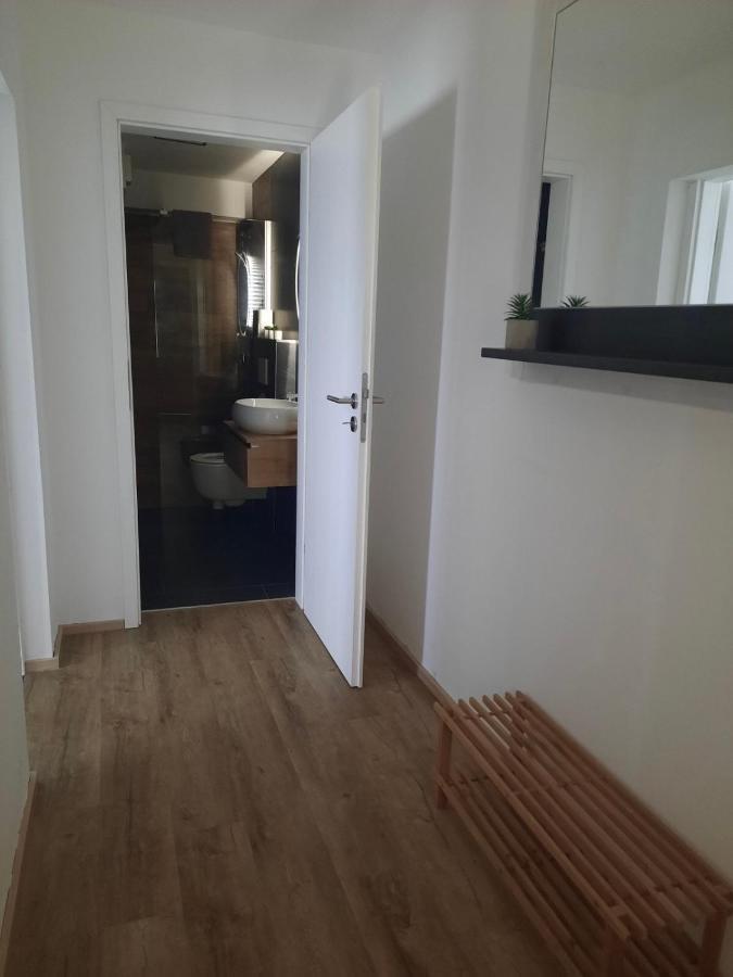 Apartmaji Melipu 1 Izola Exterior photo